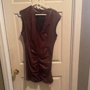 Chic Sleeveless Burgundy Mini Dress